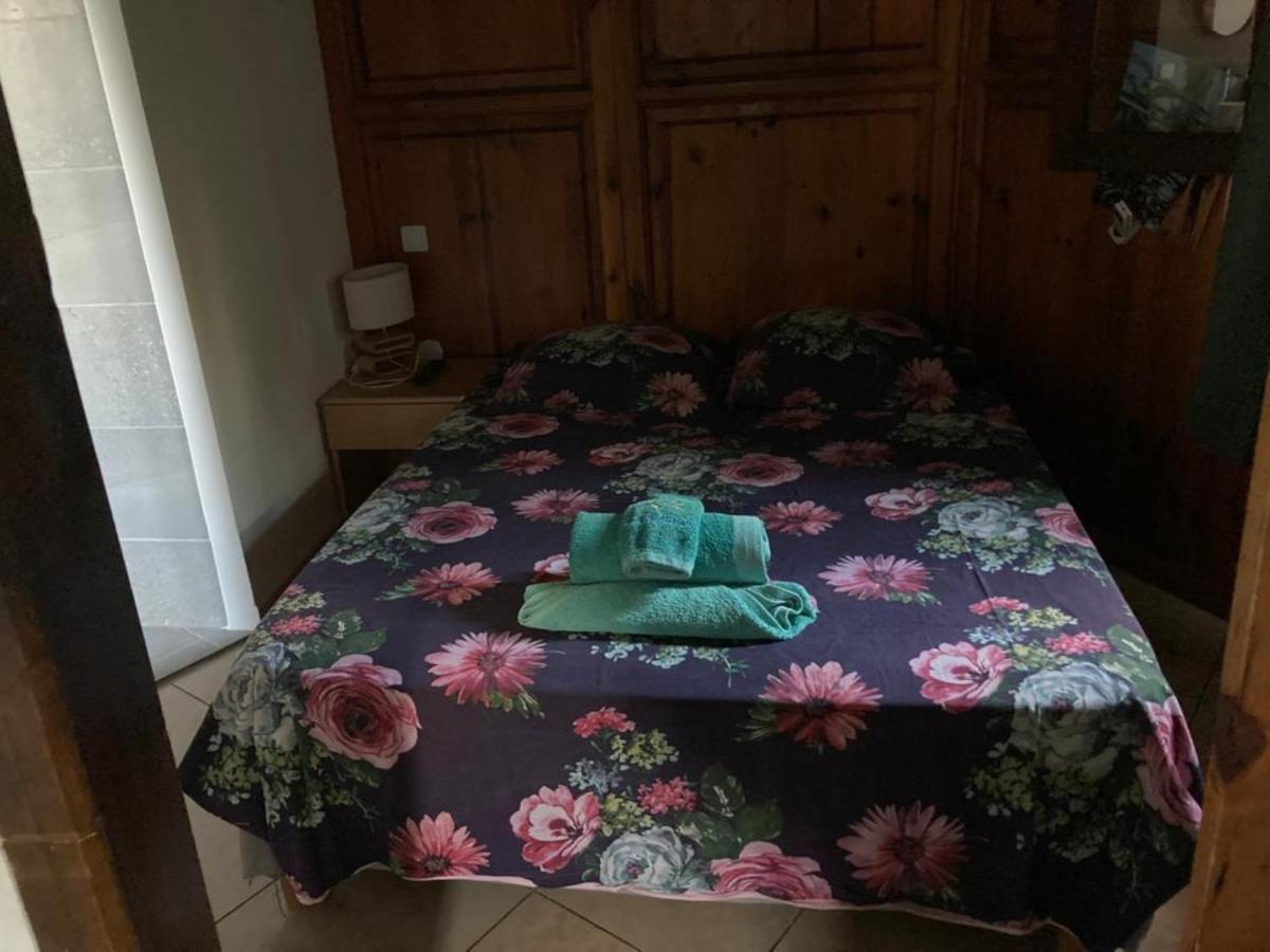 Chambres D'Hotes Du Domaine Des Doudous 생피에르 외부 사진