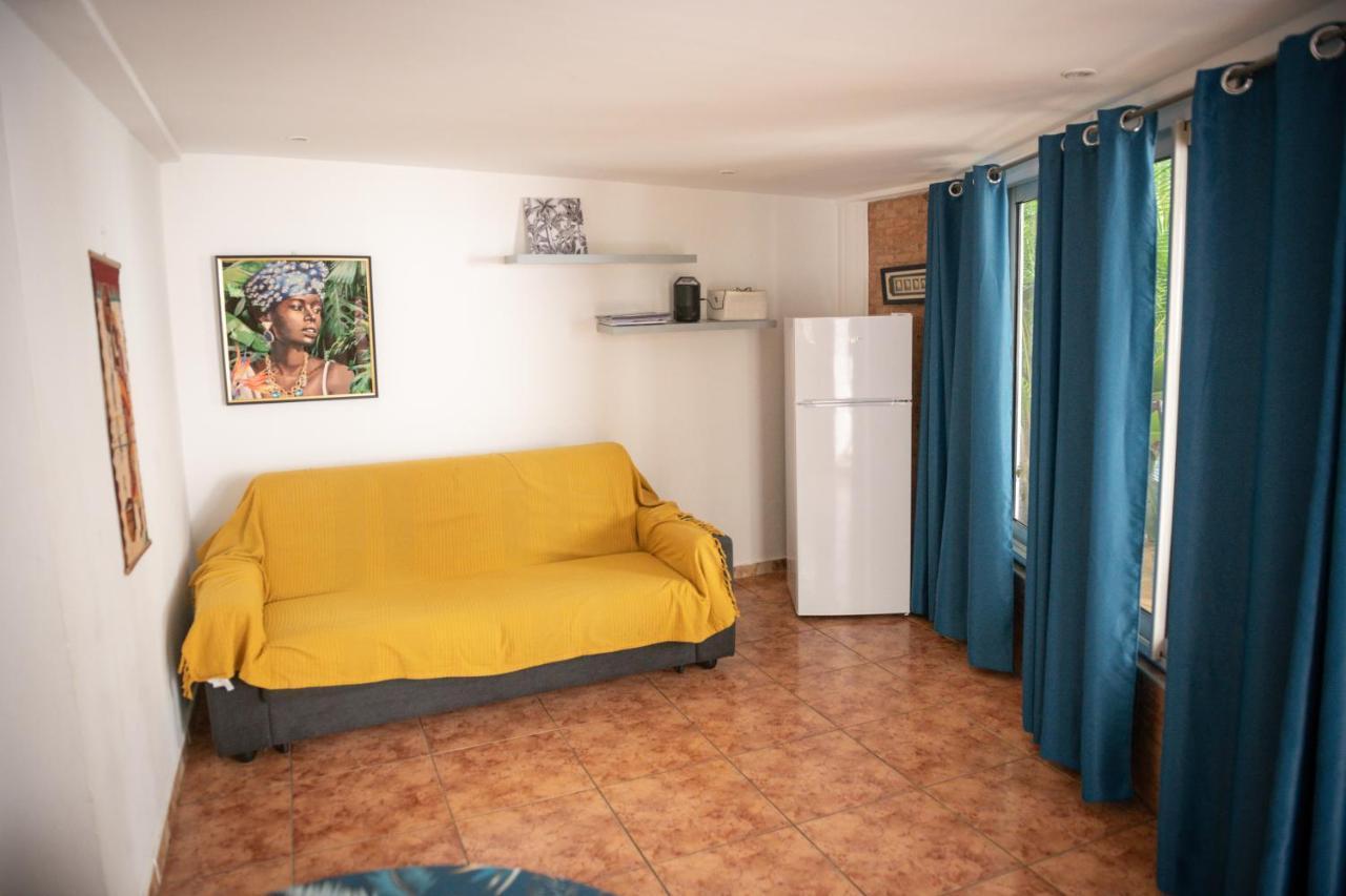 Chambres D'Hotes Du Domaine Des Doudous 생피에르 외부 사진